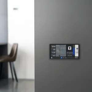 Shelly Touch-sensitive 6.95” color display